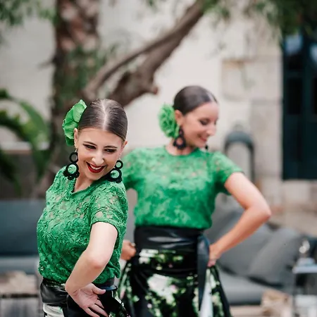 Masia Victoria - Luxe Private Manor Vila *