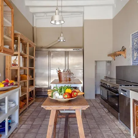 Masia Victoria - Luxe Private Manor *