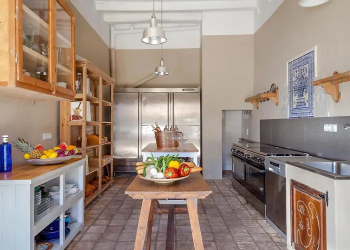 Masia Victoria - Luxe Private Manor *